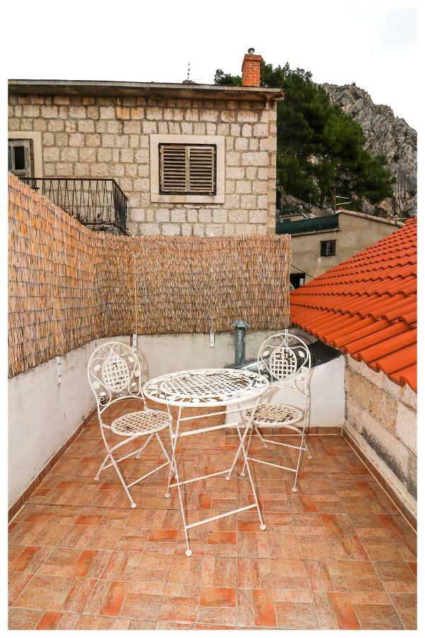 Apartments Mirabella Omiš Eksteriør billede