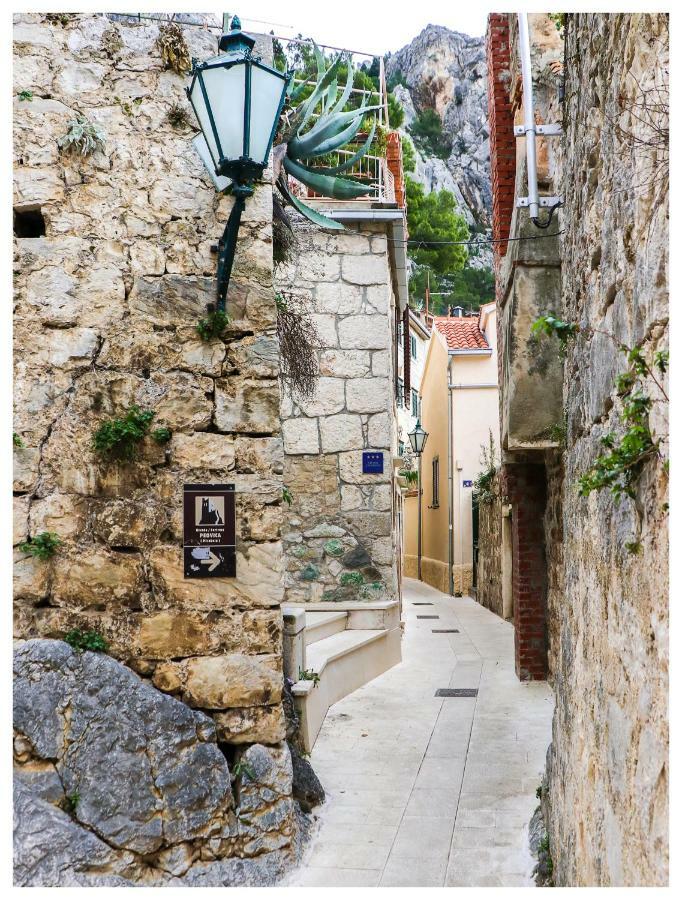 Apartments Mirabella Omiš Eksteriør billede
